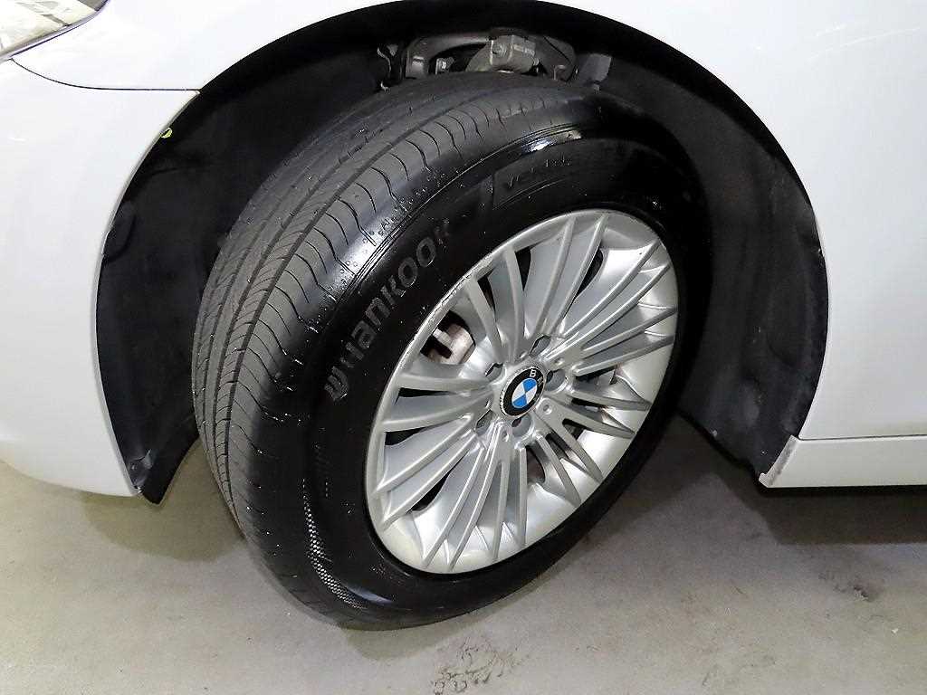 BMW 5 Series 2015 Blanco - Importación desde Corea - HF Imports Iquique - Foto 20