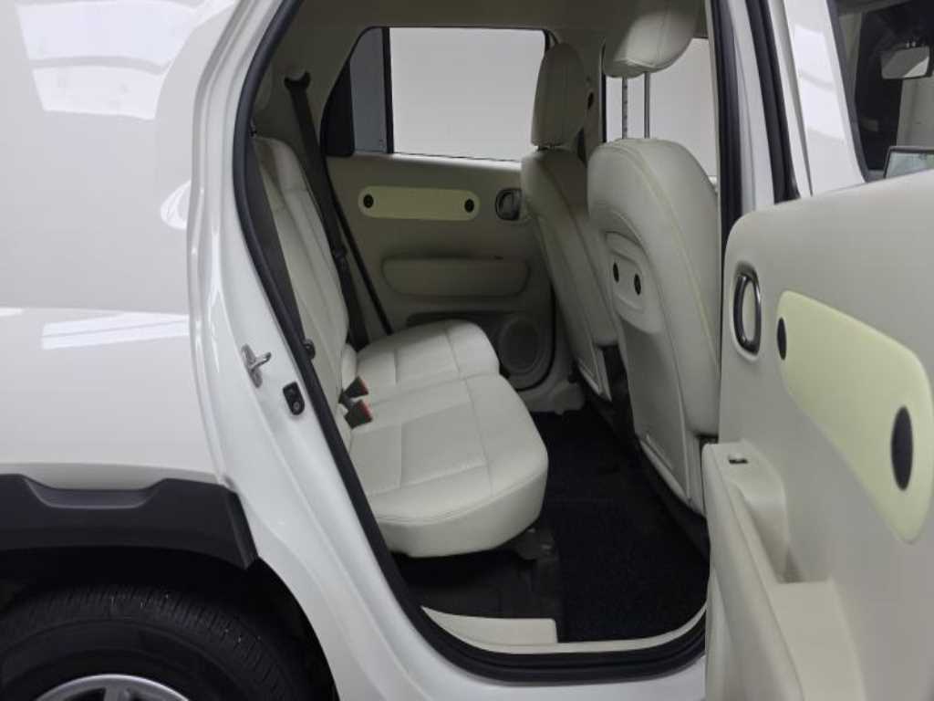 HYUNDAI Casper - Vista 10