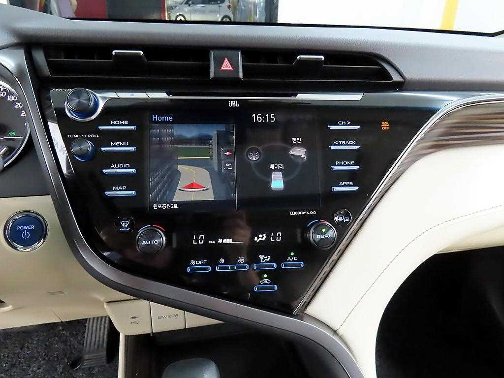 Toyota Camry 2019 Blanco - Importación desde Corea - HF Imports Iquique - Foto 14