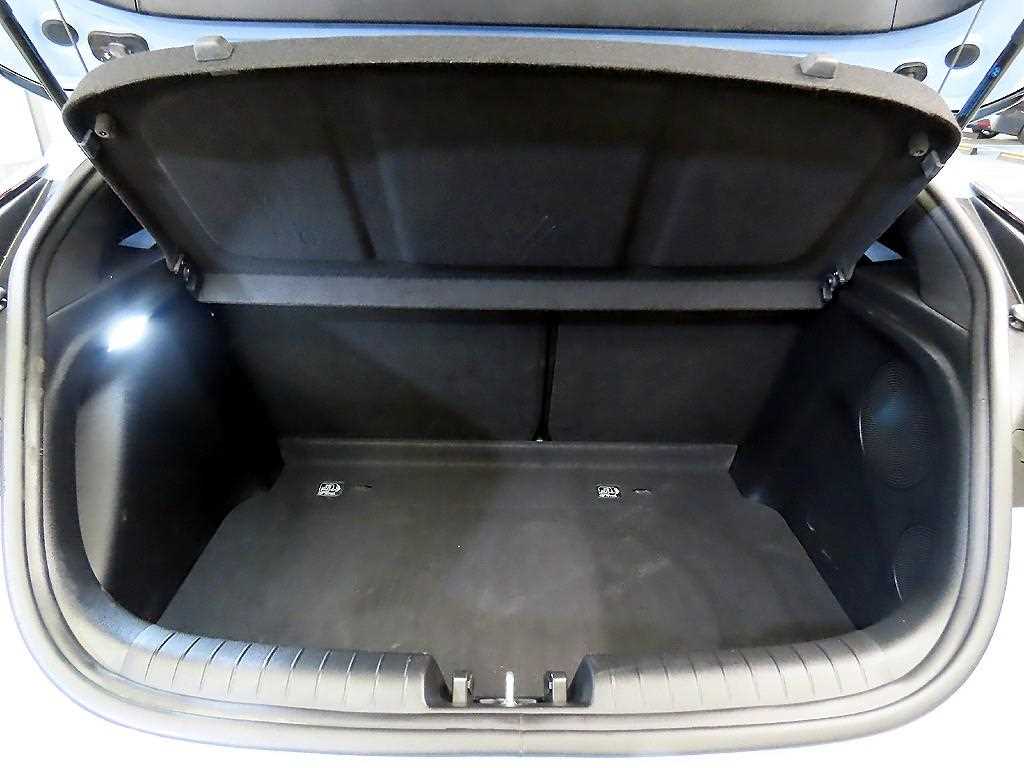 HYUNDAI Veloster 2022 Azul - Importación desde Corea - HF Imports Iquique - Foto 18