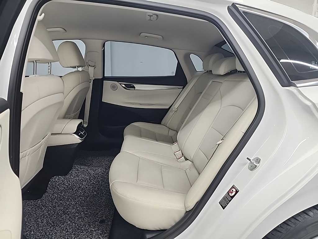 HYUNDAI Grandeur - Vista 12
