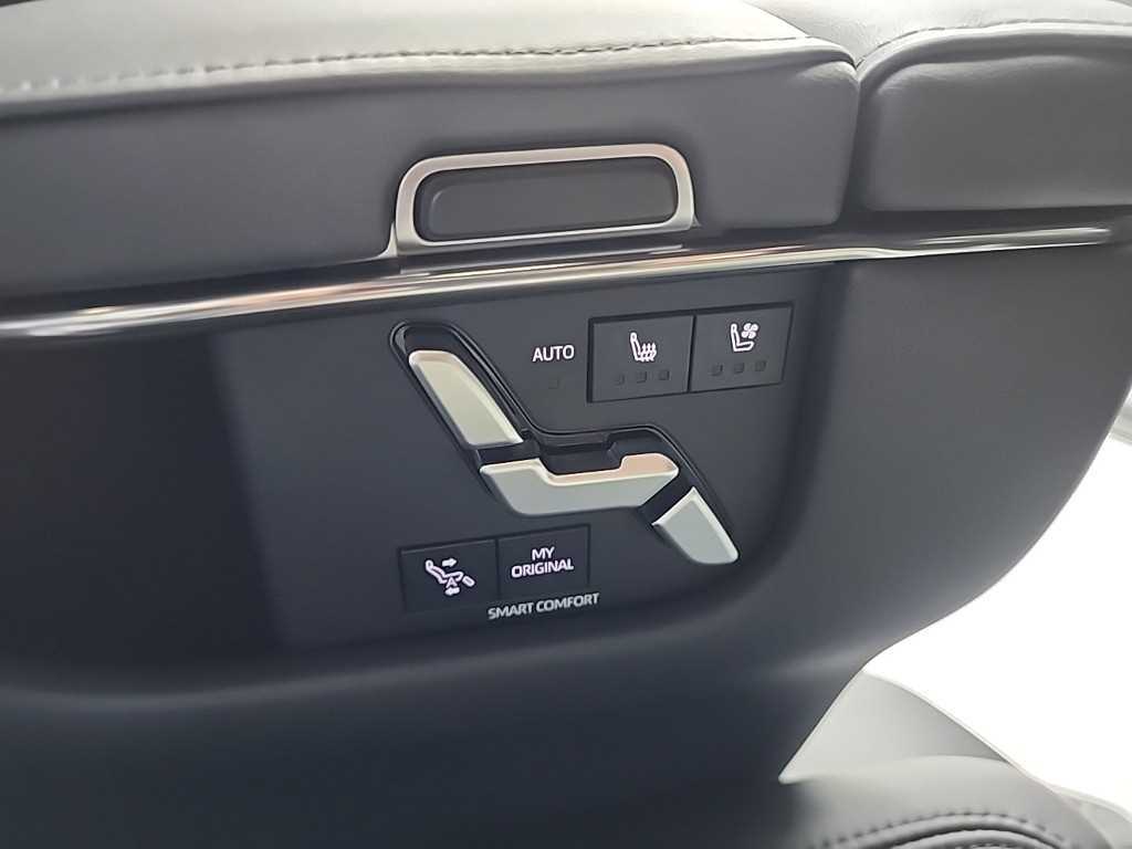 Toyota Alphard 2025 Plateado - Importación desde Corea - HF Imports Iquique - Foto 15