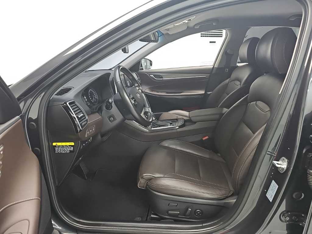 HYUNDAI Grandeur - Vista 11