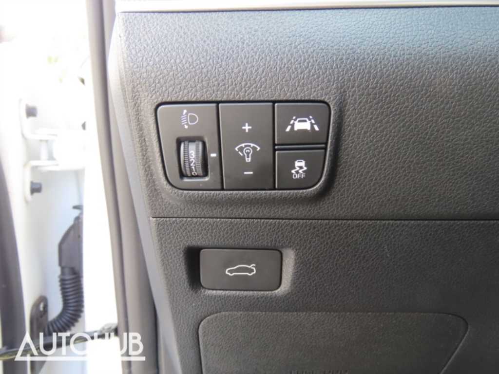 KIA K5 - Vista 12
