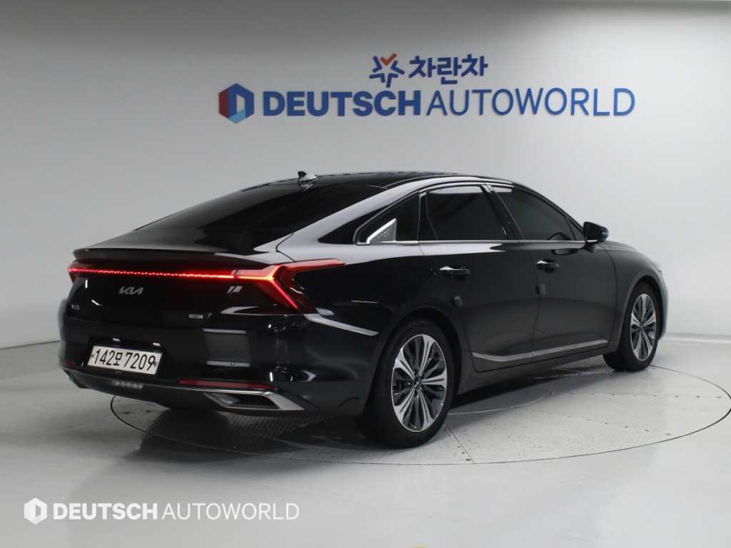 KIA K8 - Vista 2