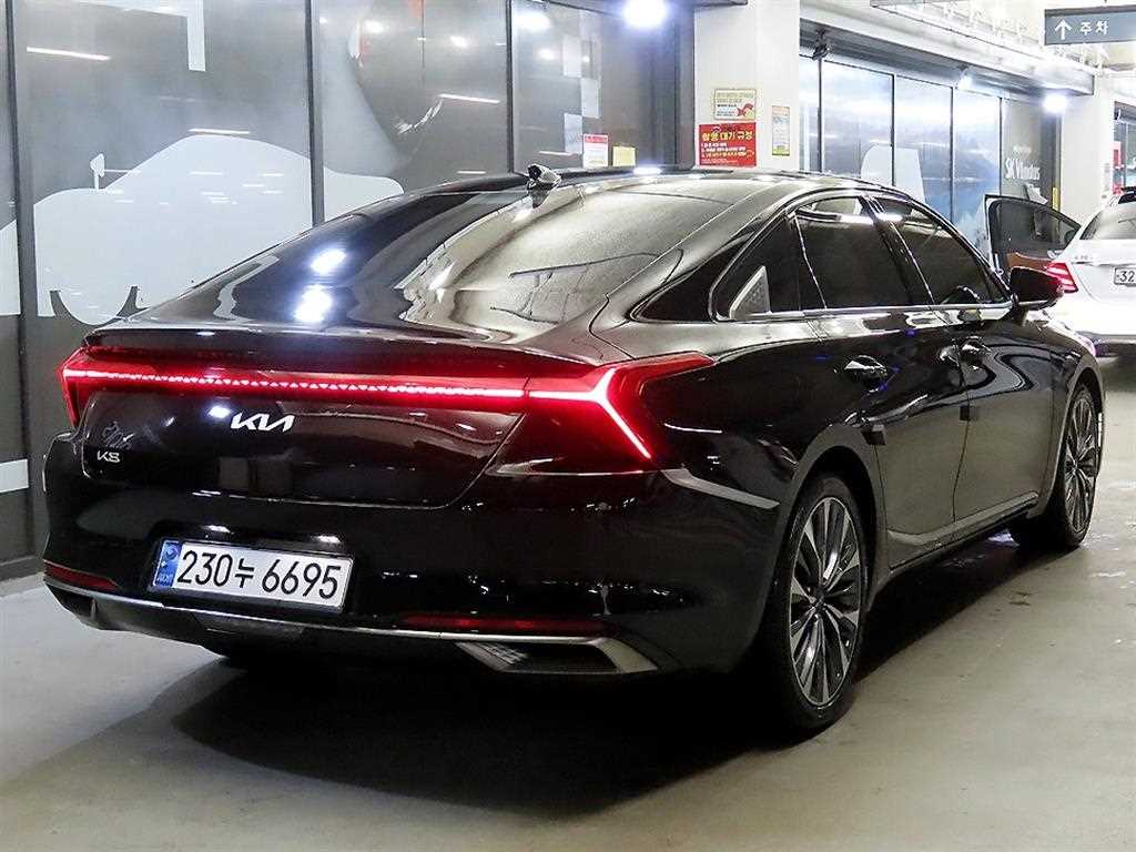 KIA K8 - Vista 4
