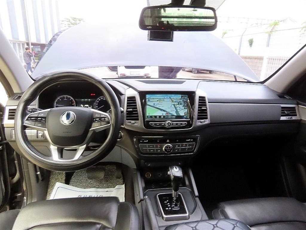 Ssangyong Rexton - Vista 7