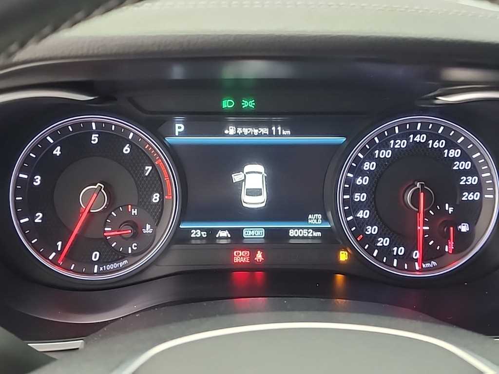 Genesis G70 - Vista 6