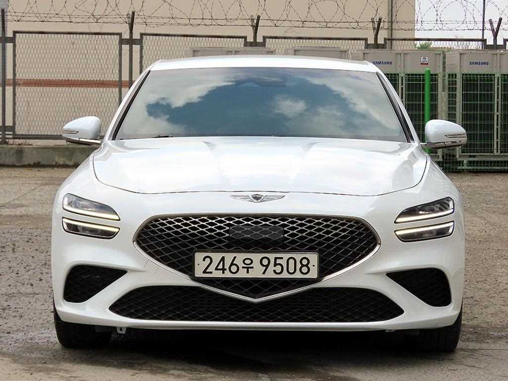 Genesis G70 2021 Blanco - Importación desde Corea - HF Imports Iquique - Foto 1