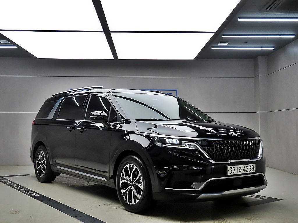 KIA Carnival 2021 Negro - Importación desde Corea - HF Imports Iquique - Foto 1