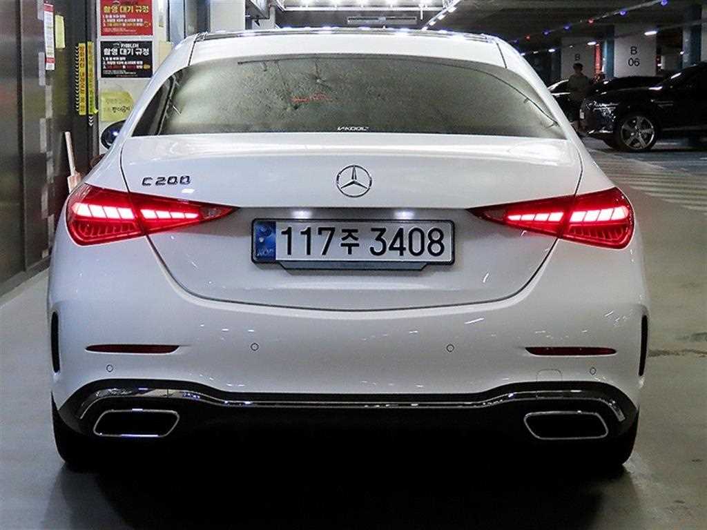 Mercedes Benz C Class - Vista 5