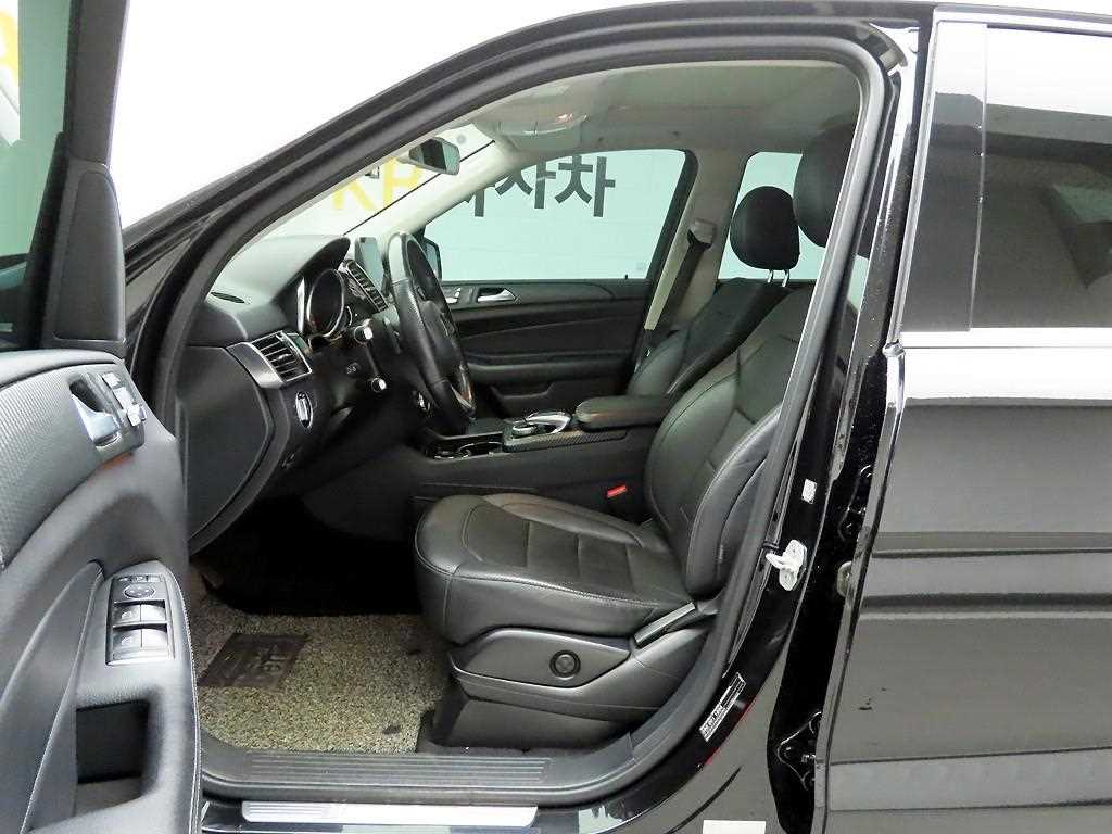 Mercedes Benz GLE Class 2017 Negro - Importación desde Corea - HF Imports Iquique - Foto 13
