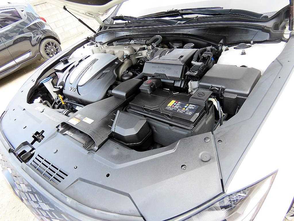 HYUNDAI Grandeur 2022 Blanco - Importación desde Corea - HF Imports Iquique - Foto 18