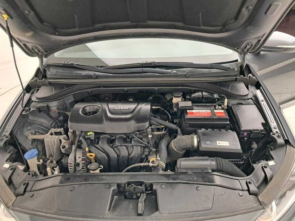 HYUNDAI Avante 2017 Gris - Importación desde Corea - HF Imports Iquique - Foto 17