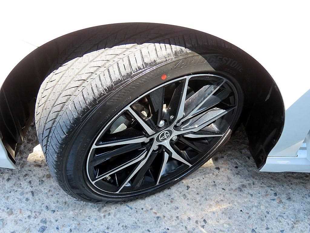 Toyota Camry 2023 Blanco - Importación desde Corea - HF Imports Iquique - Foto 20