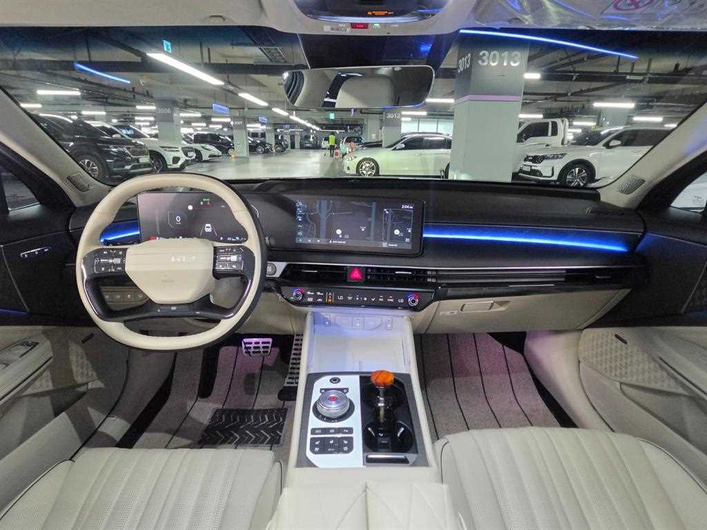 KIA K8 - Vista 7