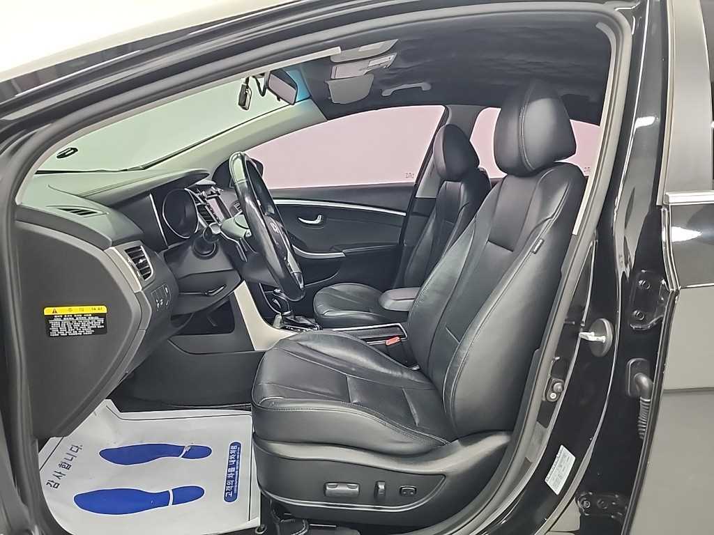 HYUNDAI i30 - Vista 11