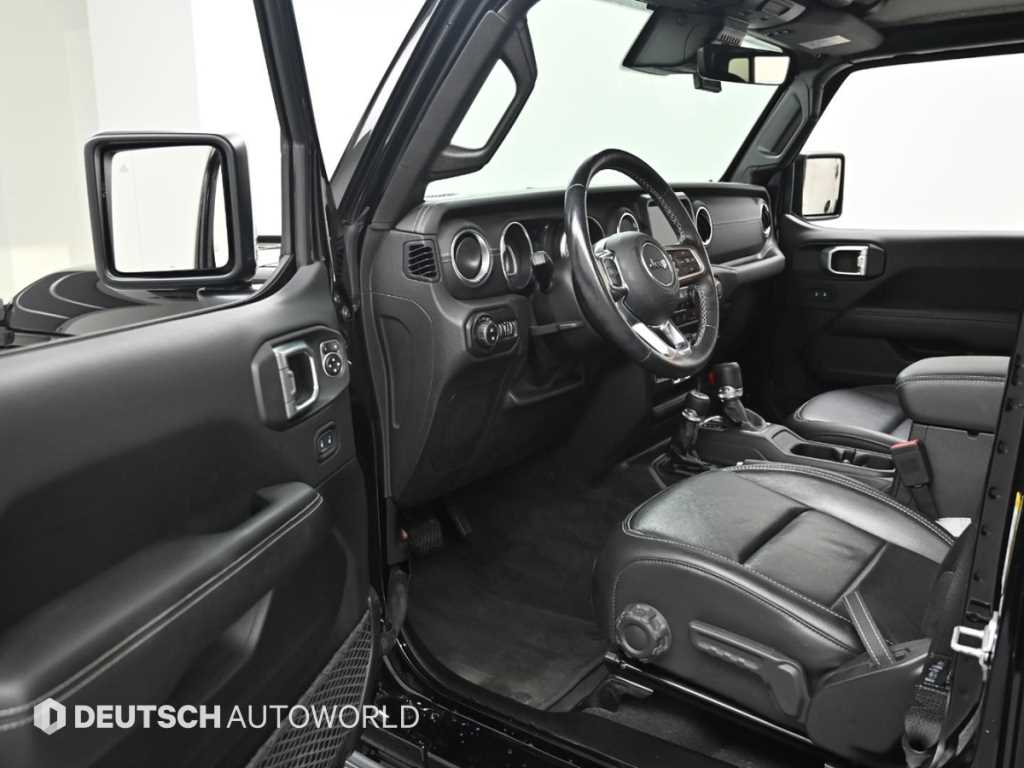 Jeep Wrangler - Vista 11