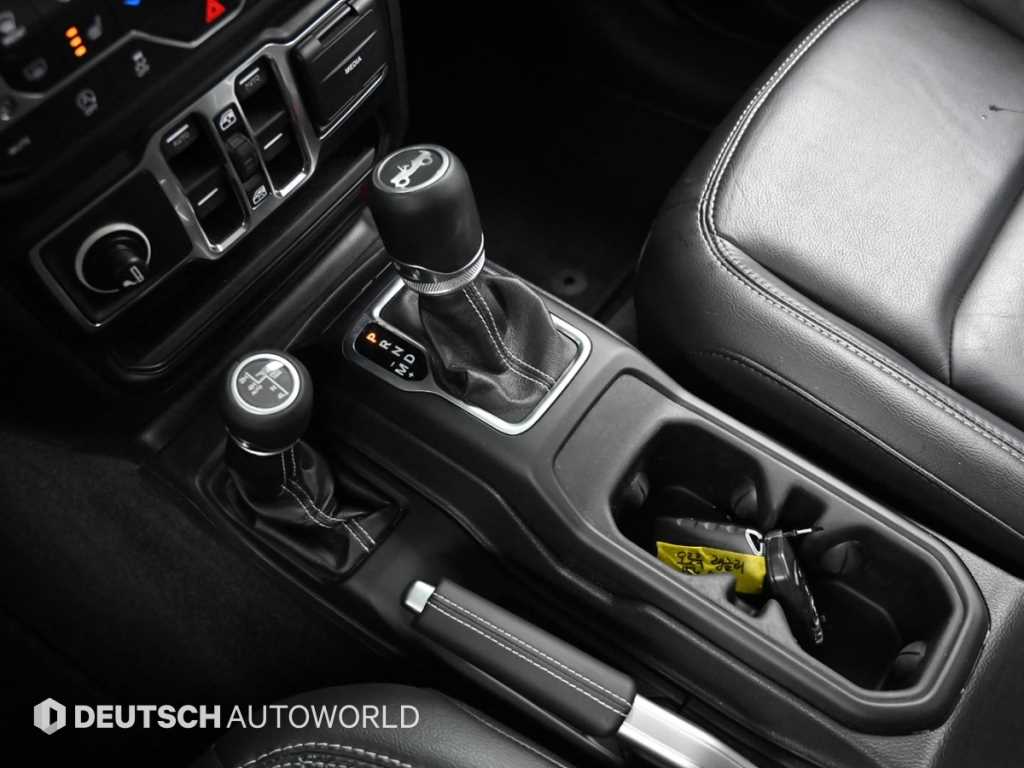Jeep Wrangler - Vista 9
