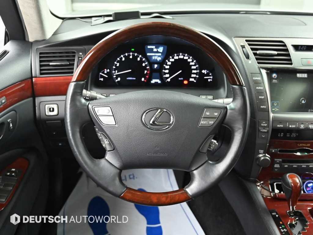 Lexus LS 2009 Plateado - Importación desde Corea - HF Imports Iquique - Foto 13