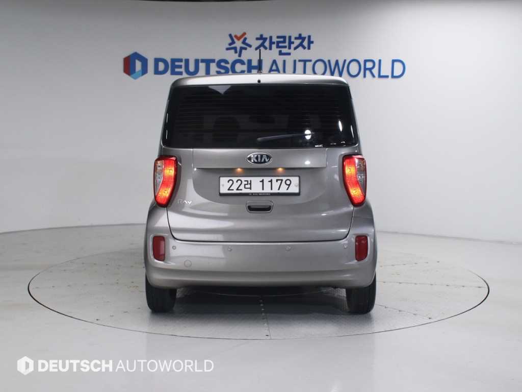 KIA Ray - Vista 4
