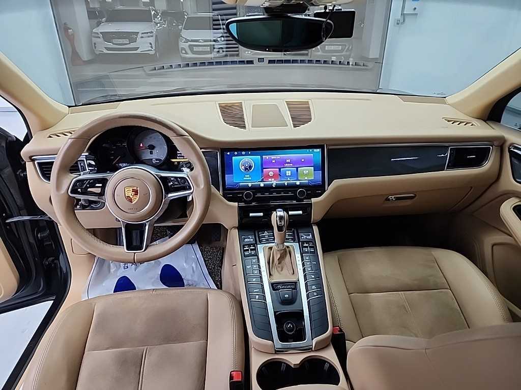 Porsche Macan - Vista 7