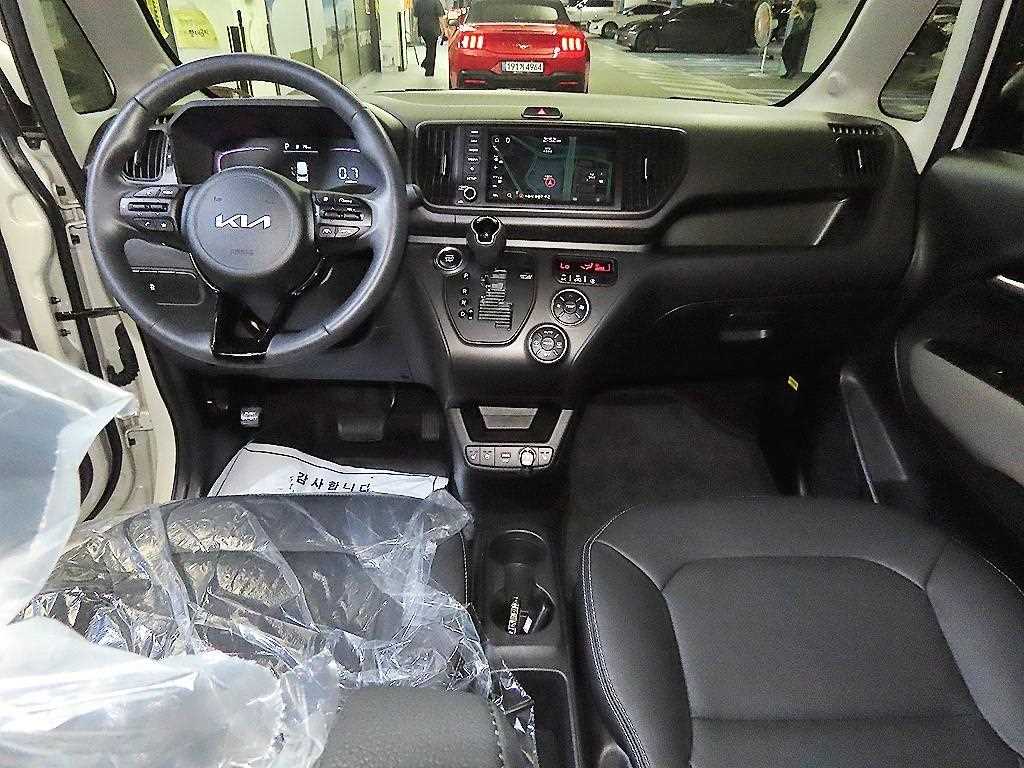 KIA Ray - Vista 10