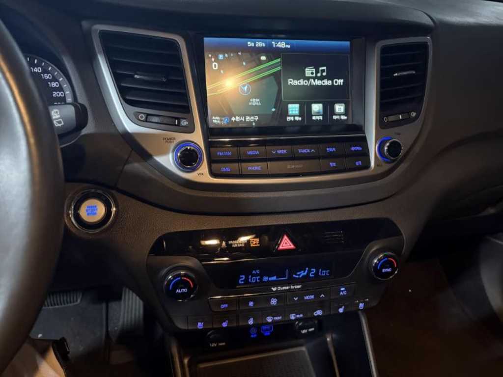 HYUNDAI Tucson - Vista 6