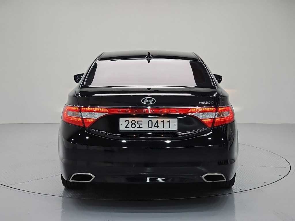 HYUNDAI Grandeur - Vista 3