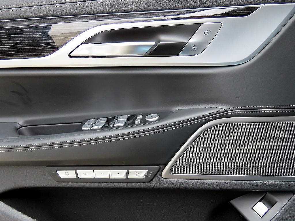 BMW 7 Series - Vista 12