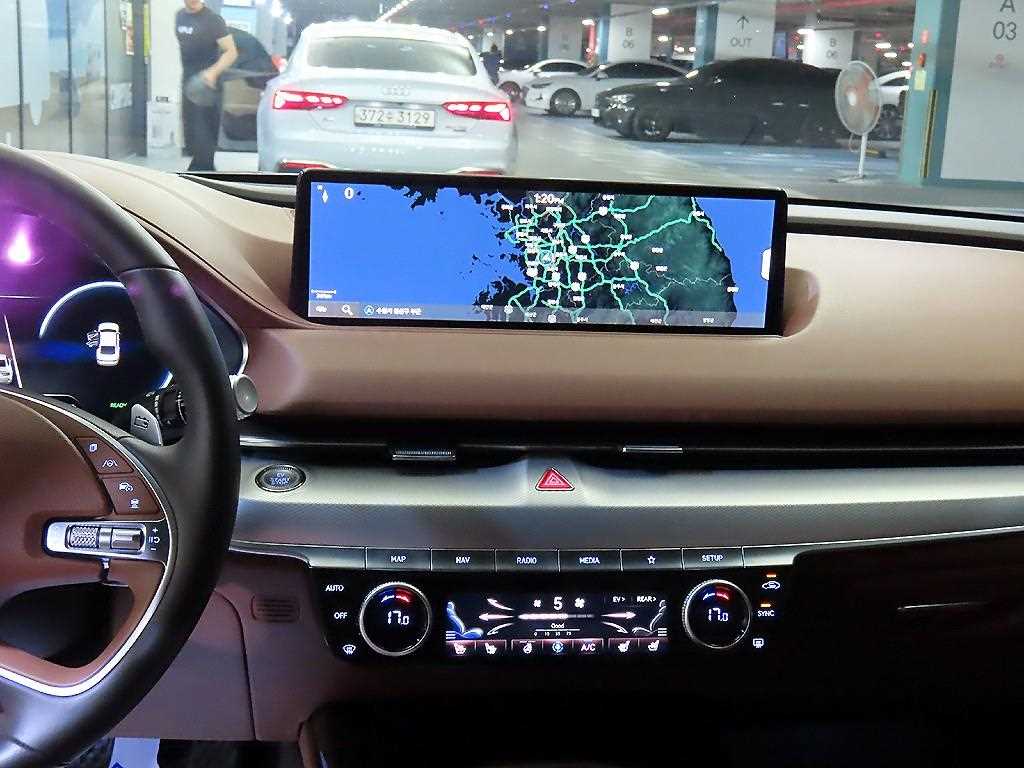 Genesis G80 - Vista 12