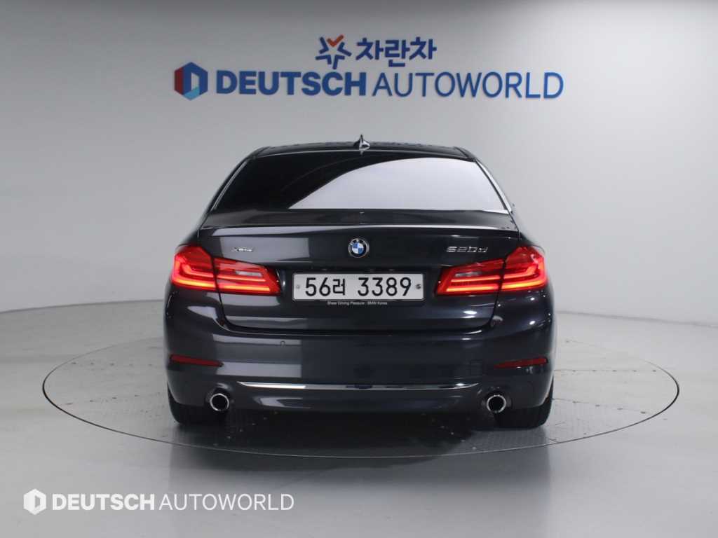 BMW 5 Series - Vista 4