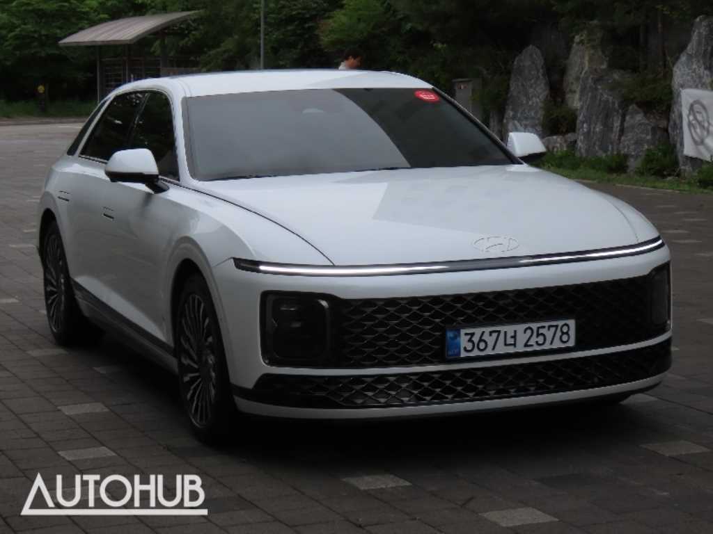 HYUNDAI Grandeur - Vista 2