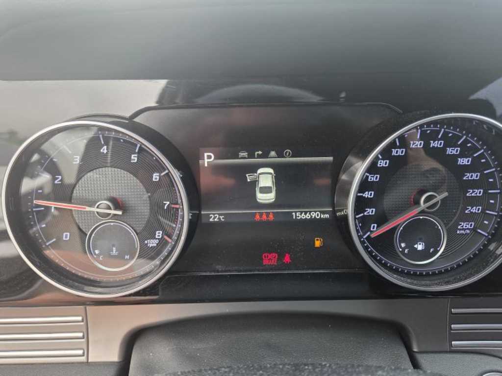 HYUNDAI Grandeur - Vista 2