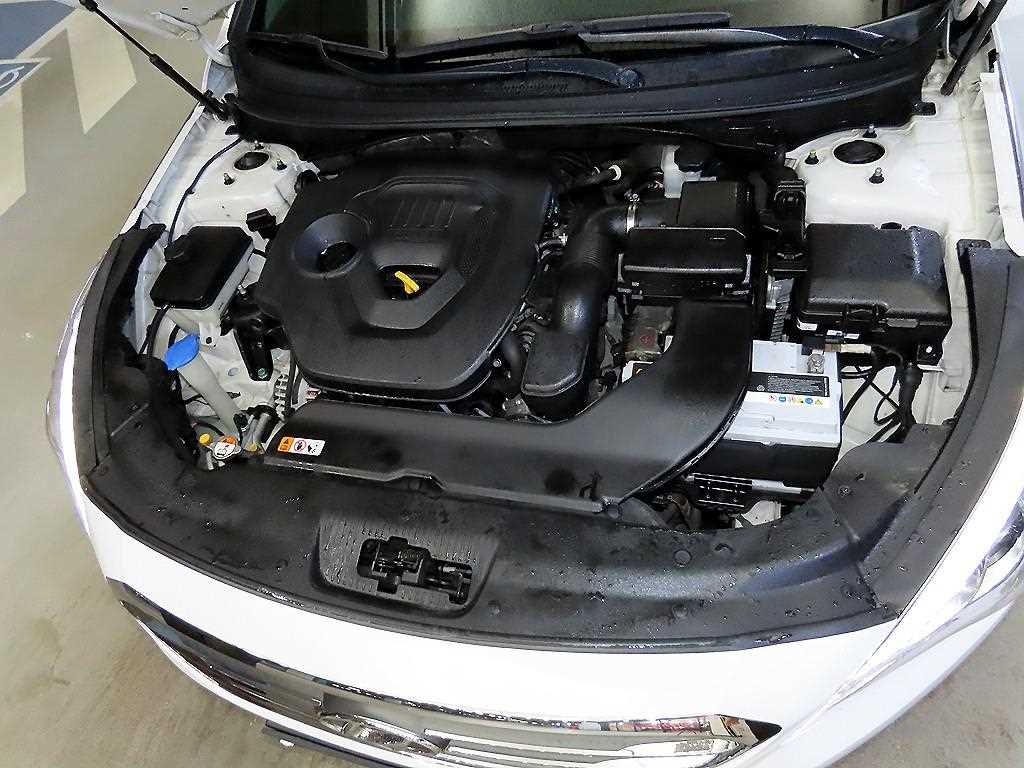 HYUNDAI Sonata 2016 Blanco - Importación desde Corea - HF Imports Iquique - Foto 18