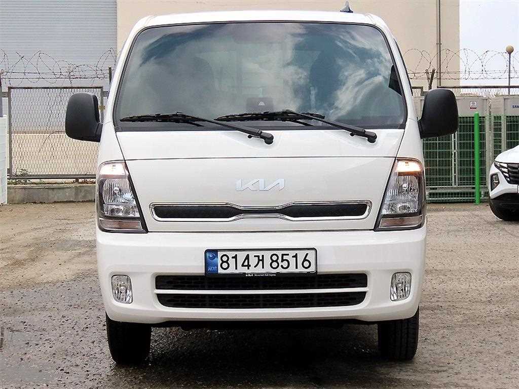 Small Truck Cargo (small) 2024 Blanco - Importación desde Corea - HF Imports Iquique - Foto 1