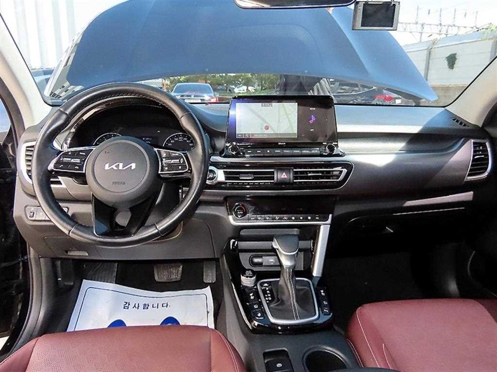 KIA Seltos - Vista 7