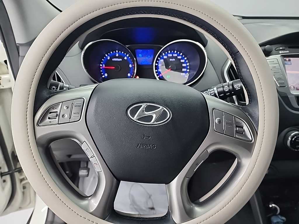 HYUNDAI Tucson - Vista 9