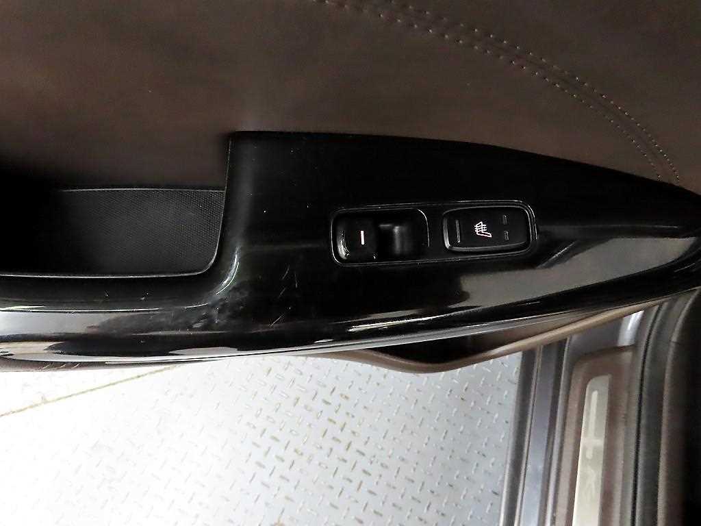 KIA K7 - Vista 12