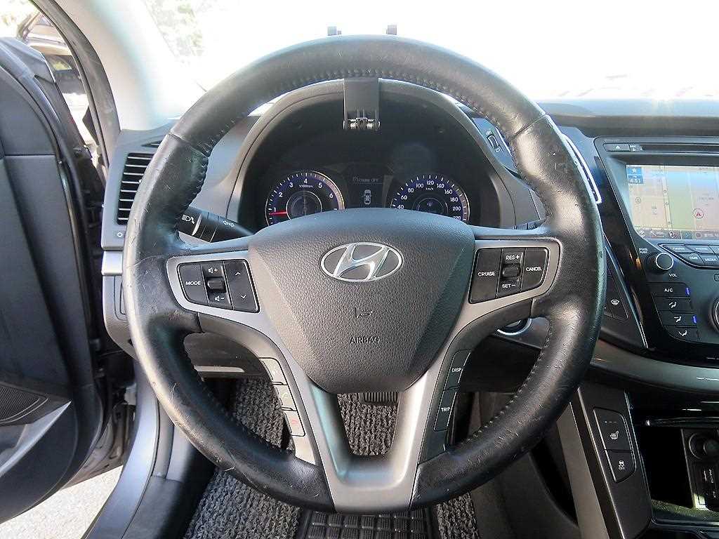 HYUNDAI i40 - Vista 11