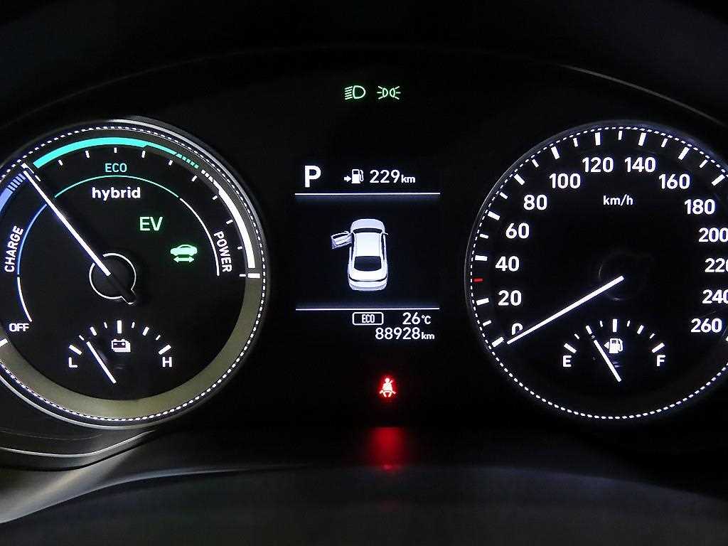 HYUNDAI Grandeur - Vista 9