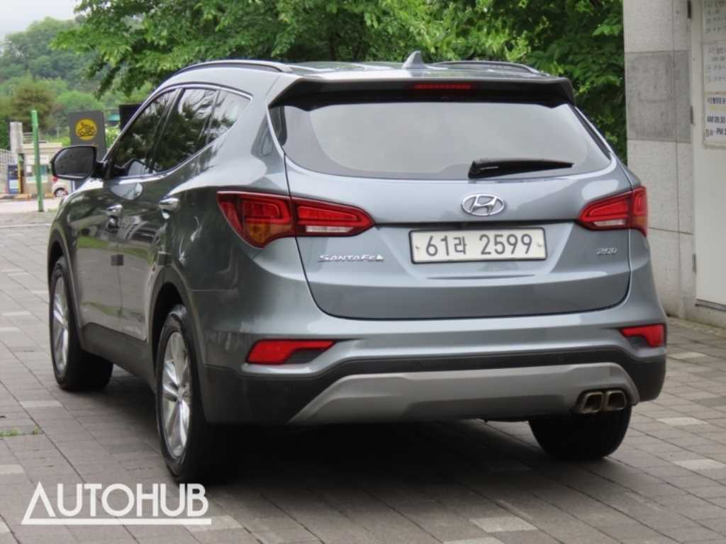 HYUNDAI Santa Fe - Vista 4
