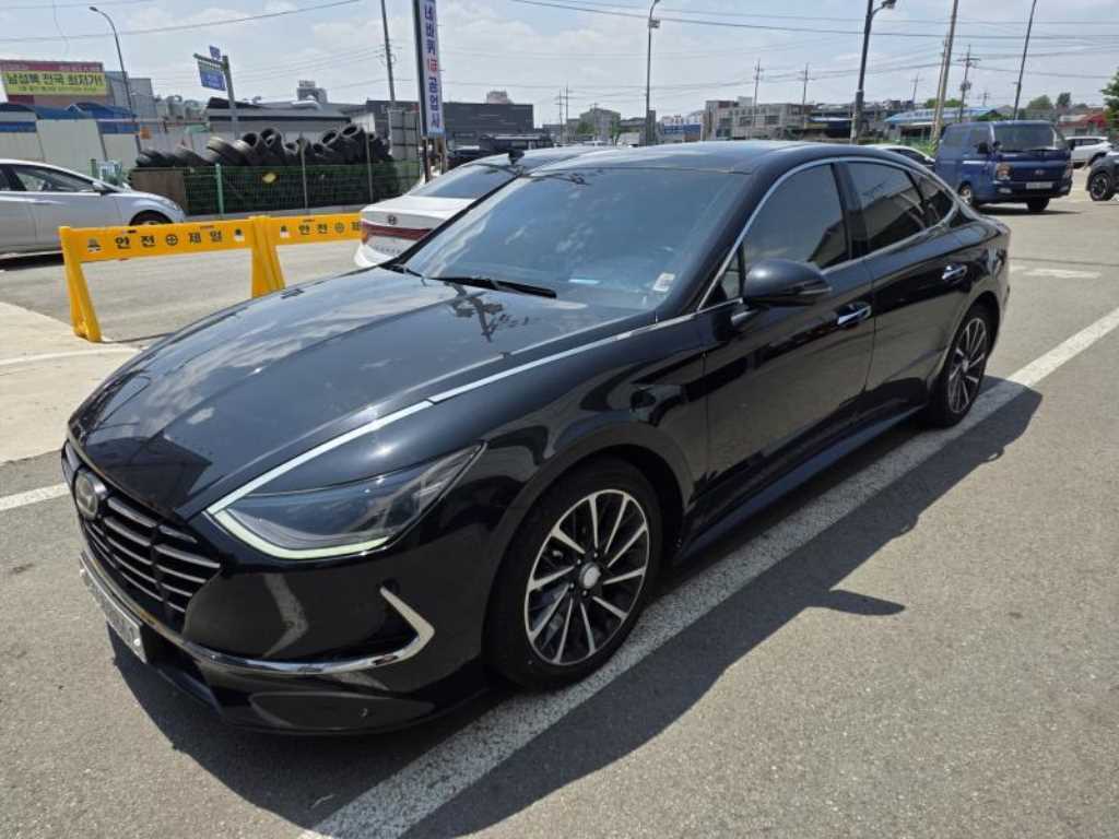 HYUNDAI Sonata - Vista 2