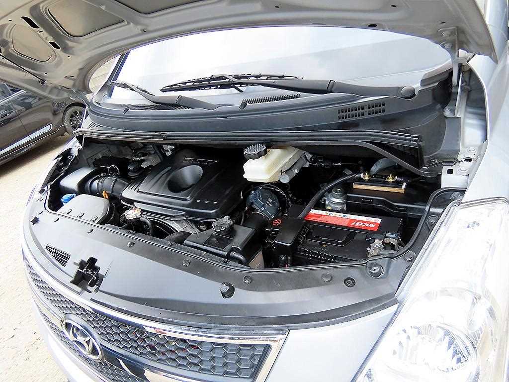 HYUNDAI Starex 2016 Plateado - Importación desde Corea - HF Imports Iquique - Foto 19