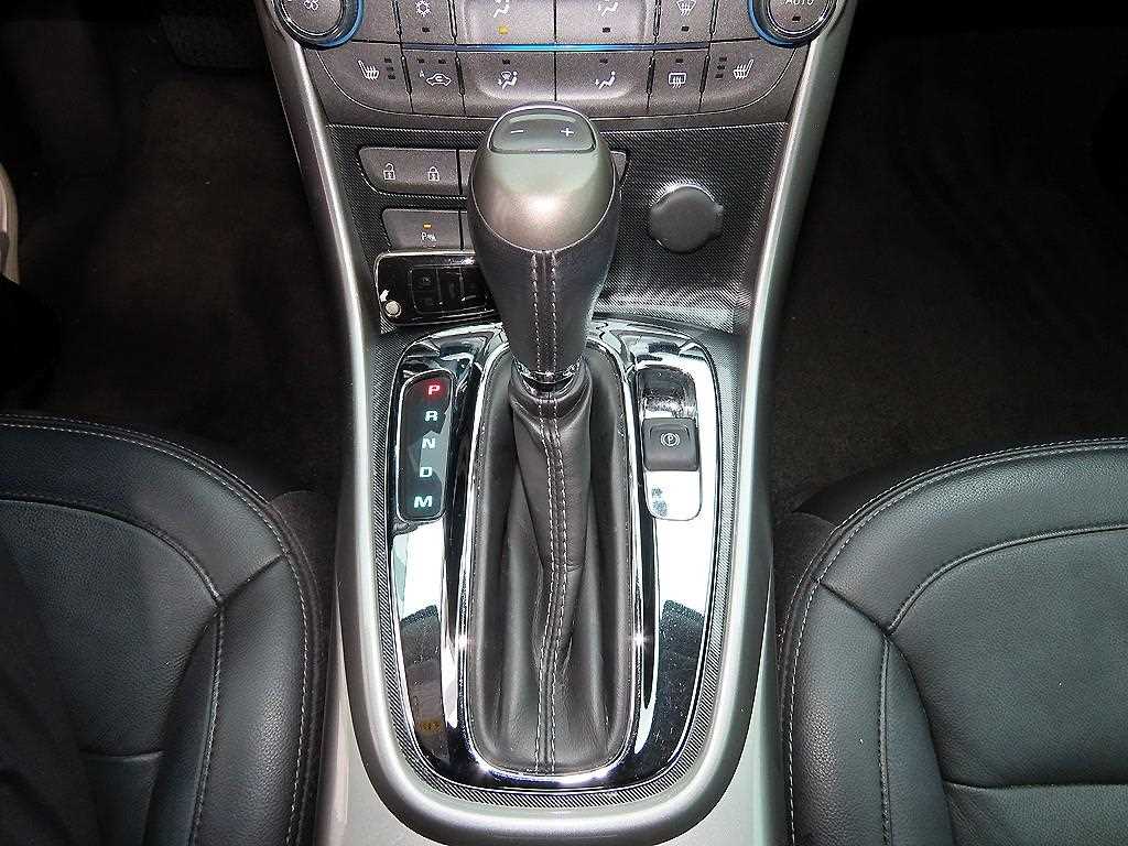 Chevrolet Malibu - Vista 10