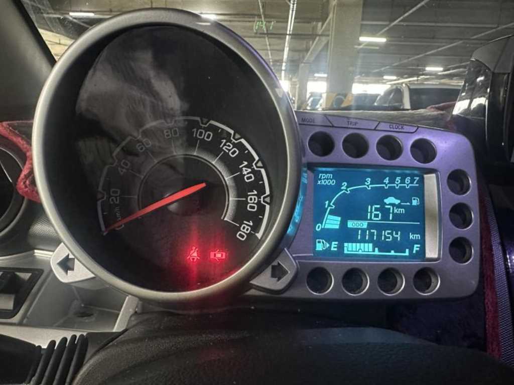 Chevrolet Spark - Vista 7