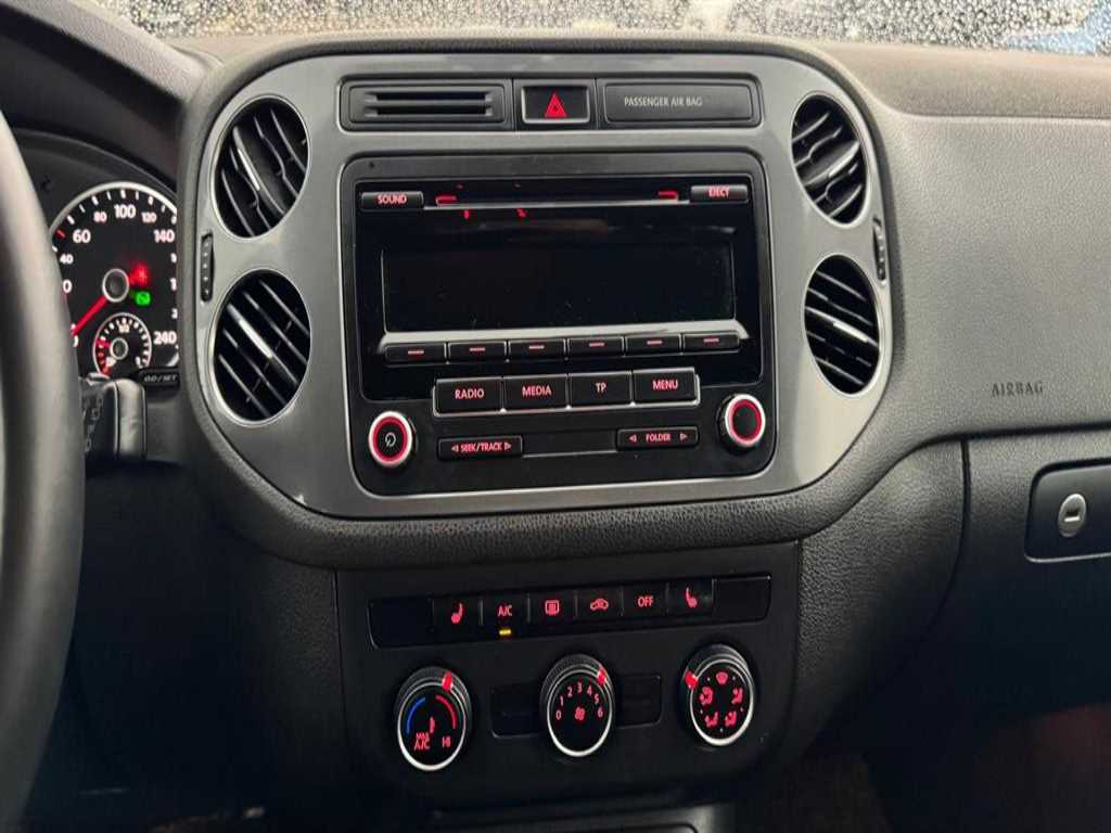 Volkswagen Tiguan - Vista 11