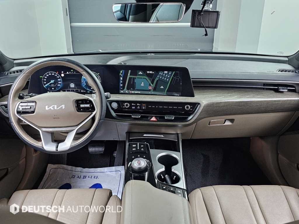 KIA K8 - Vista 7