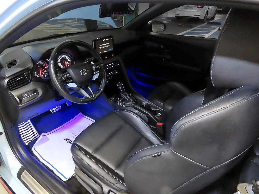 HYUNDAI Veloster - Vista 10