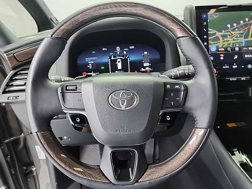 Toyota Alphard - Vista 9